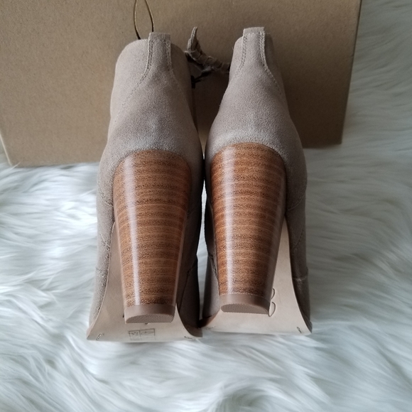 SOLD - Joie Dalton Suede Booties Sz 36.5 - Picture 11 of 15